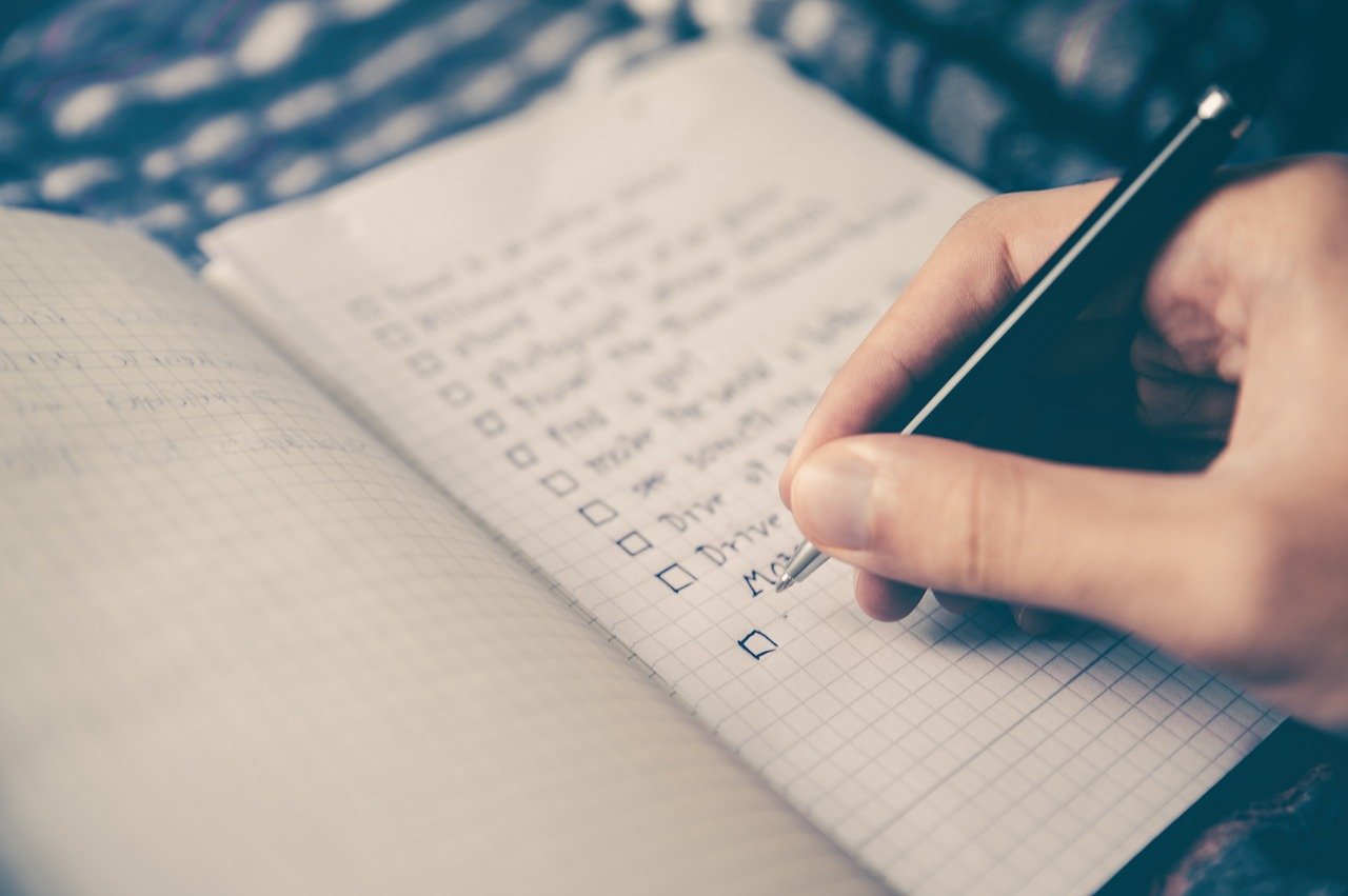 Taufe planen: Organisation leicht gemacht | mit PDF-Checkliste